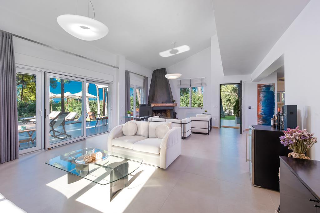 The White Villa At Sani Sani  Екстер'єр фото